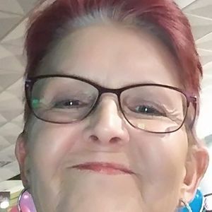 Meet your Posher, Catherine